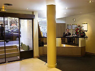 Hotel Ramada Tour Eiffel Paris